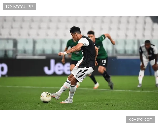 诺维奇青年才俊表现稳健,助力球队新赛季冲击更高目标 诺维奇青年才俊表现稳健,助力球队新赛季冲击更高目标