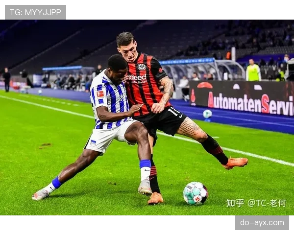 足球全场集锦：近期赛事精彩回放与关键表现分析